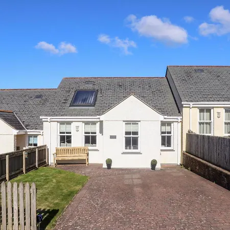 Holiday home Gweal